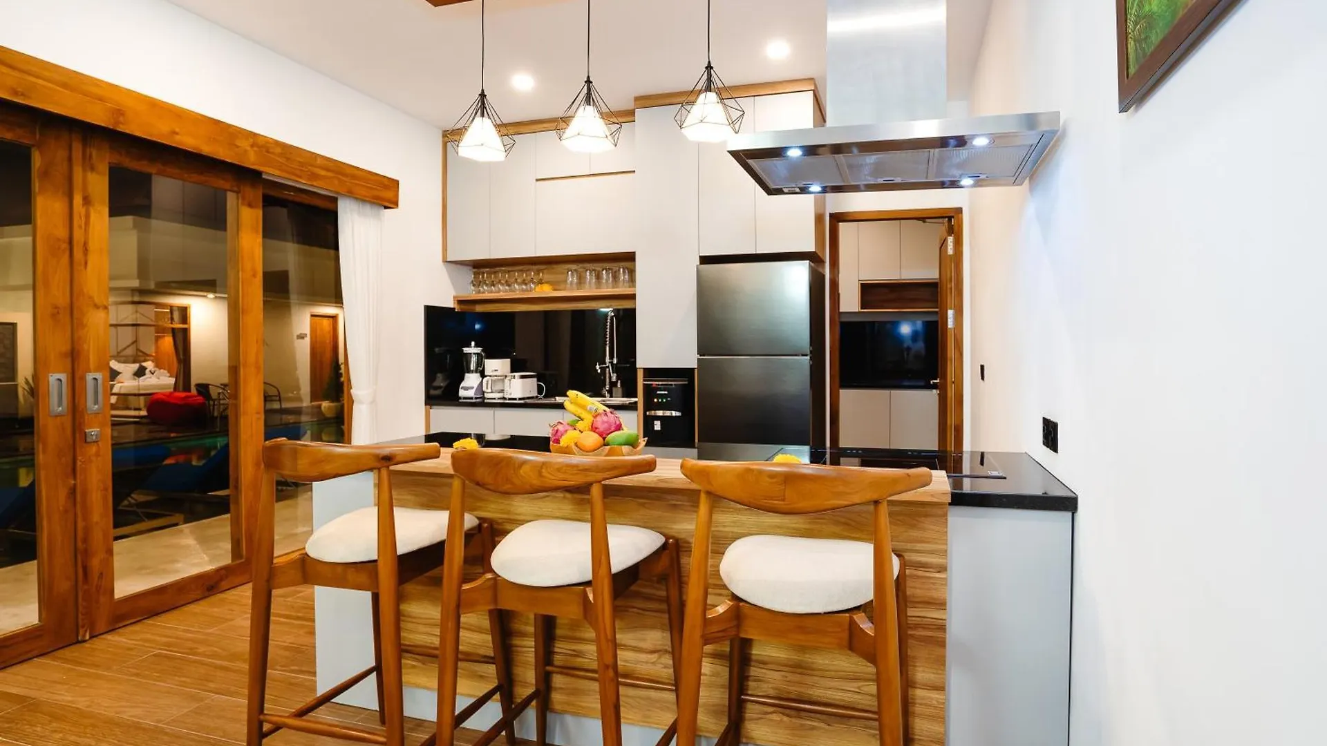 6 Bedroom High End Luxury Villa In Batu Belig, Seminyak Canggu   Canggu (Bali)