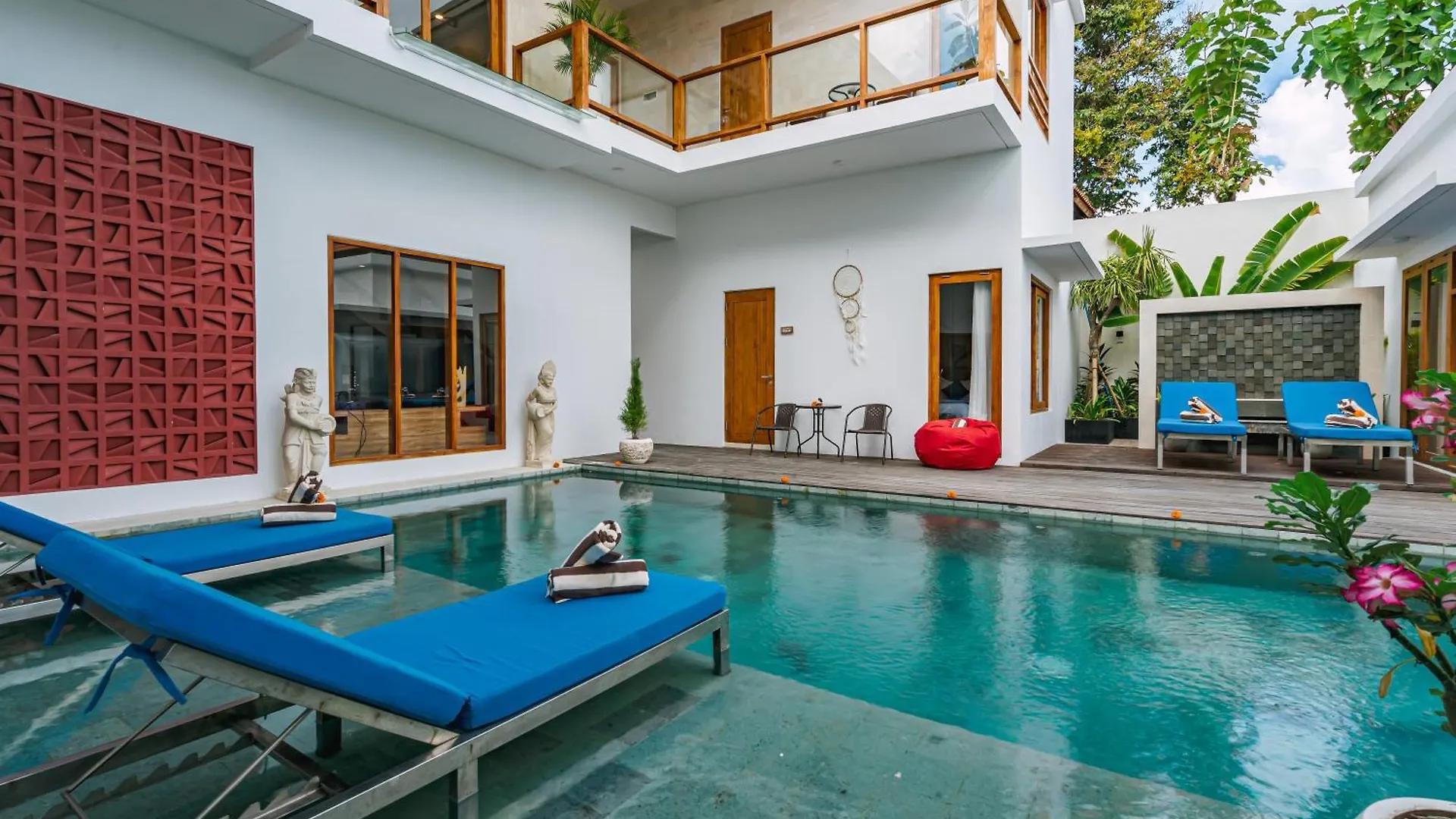 6 Bedroom High End Luxury Villa In Batu Belig, Seminyak Canggu  0*, Canggu (Bali) Indonesia