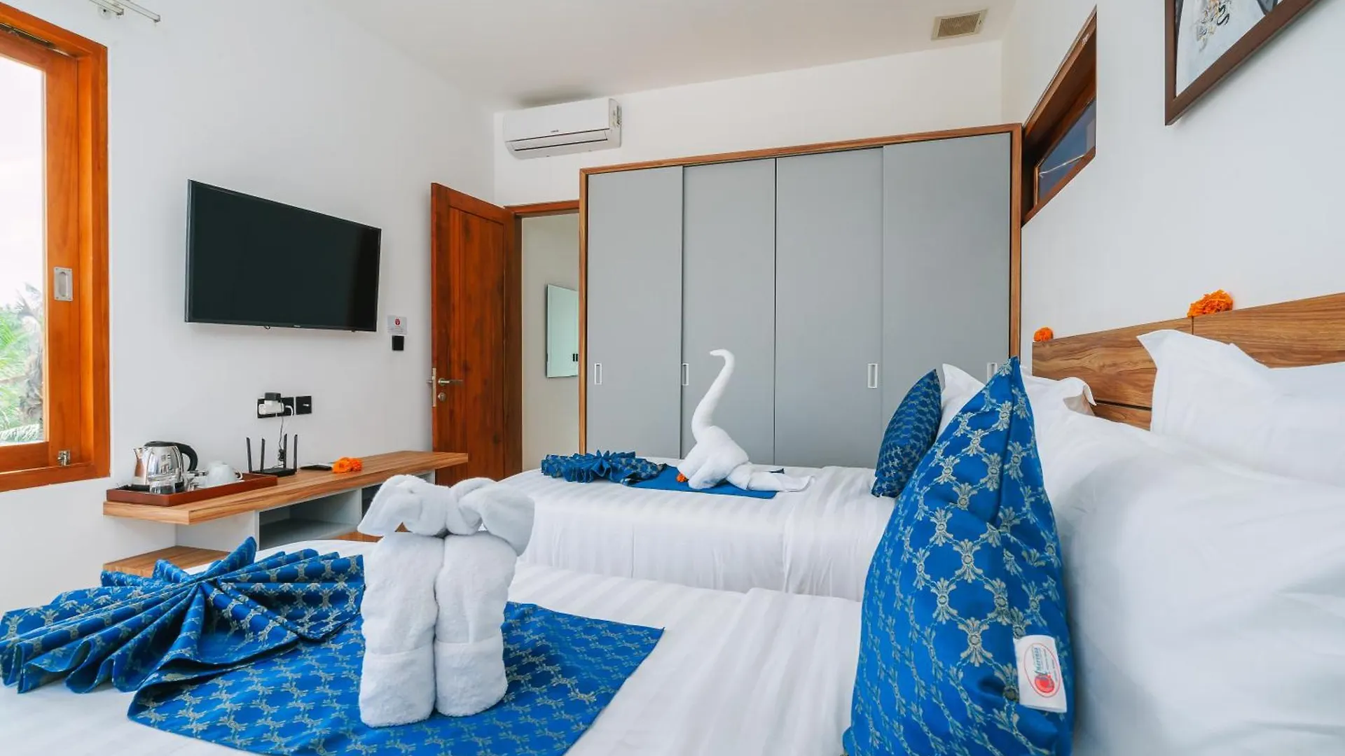 6 Bedroom High End Luxury Villa In Batu Belig, Seminyak Canggu   Canggu (Bali)